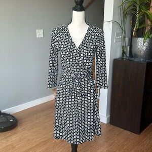 EUC 41 Hawthorn Faux Wrap Dress